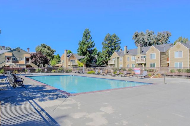 285 Reflections Dr 23, San Ramon, CA 94583