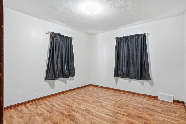 2839 E Locust St Street, Davenport, IA 52803