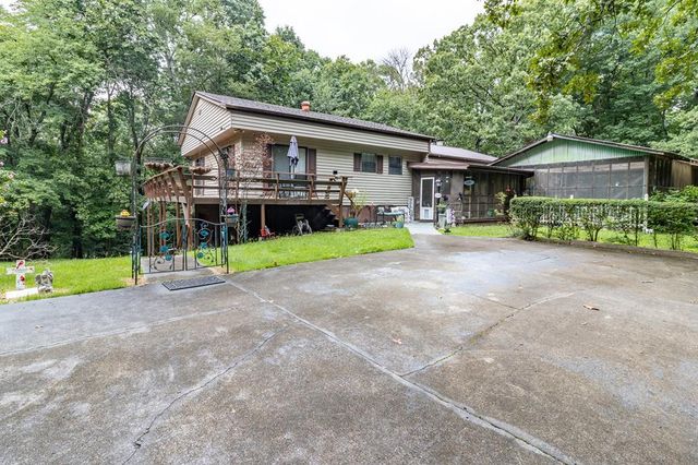 556 Leon Circle, Chatsworth, GA 30705