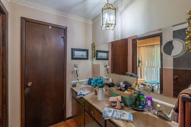556 Leon Circle, Chatsworth, GA 30705