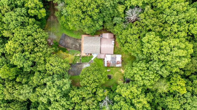 556 Leon Circle, Chatsworth, GA 30705