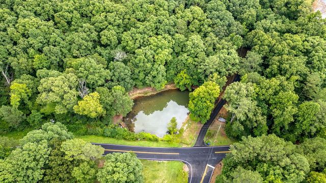 556 Leon Circle, Chatsworth, GA 30705