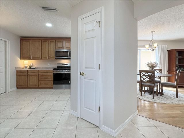 884 RADCLIFE BEREA PLACE, The Villages, FL 32162