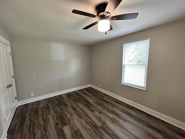 6541 Kari Dr, Murfreesboro, TN 37129