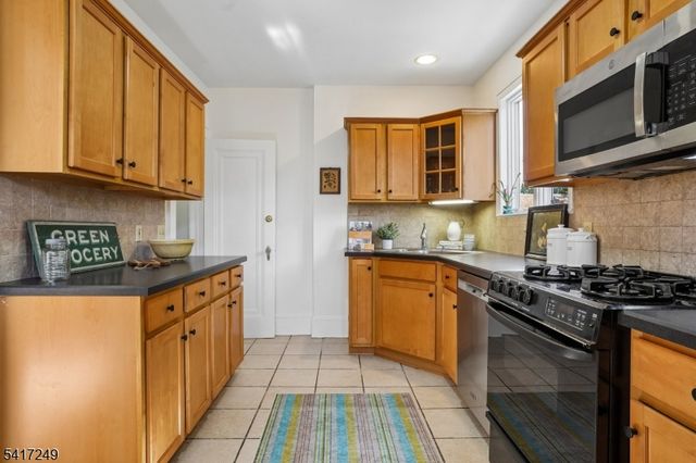 35 Broadview Ave, Maplewood Twp., NJ 07040