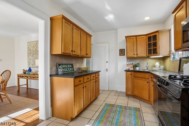 35 Broadview Ave, Maplewood Twp., NJ 07040