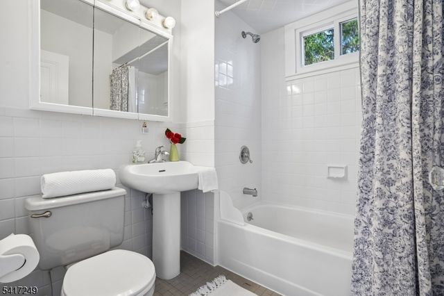 35 Broadview Ave, Maplewood Twp., NJ 07040