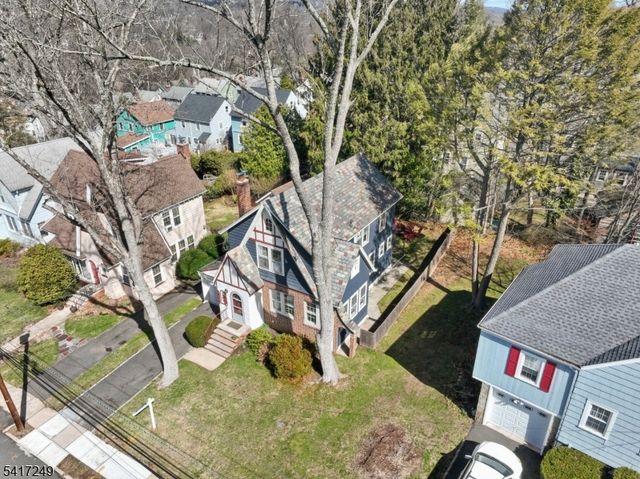 35 Broadview Ave, Maplewood Twp., NJ 07040