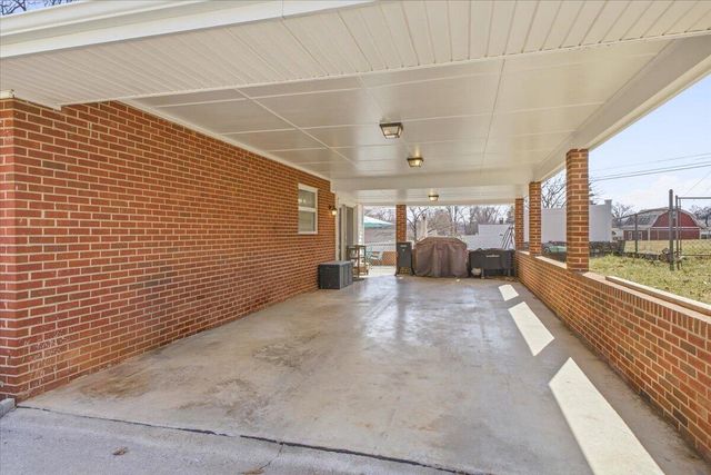 165 Oaklawn AVE, Roanoke, VA 24012