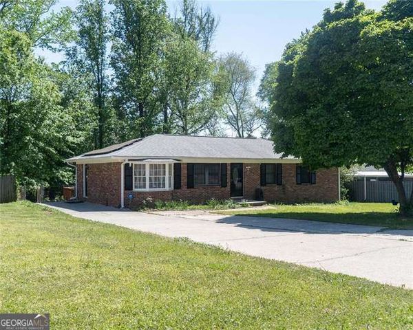 724 Camelot Way, Norcross, GA 30071