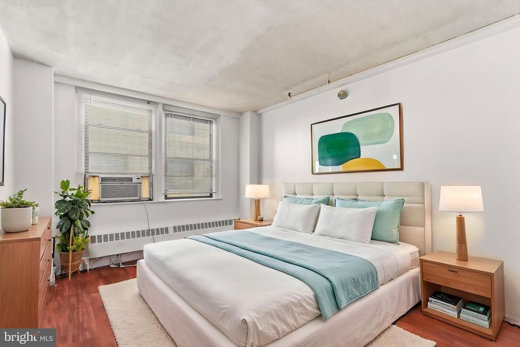 Image 10 of property listing at 1324 LOCUST ST #214, Philadelphia, PA 19107