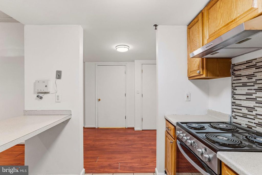 Image 16 of property listing at 1324 LOCUST ST #214, Philadelphia, PA 19107