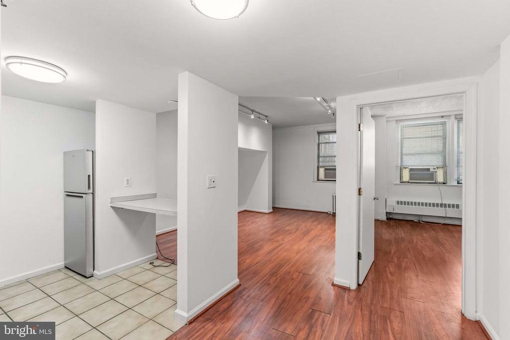 Image 19 of property listing at 1324 LOCUST ST #214, Philadelphia, PA 19107