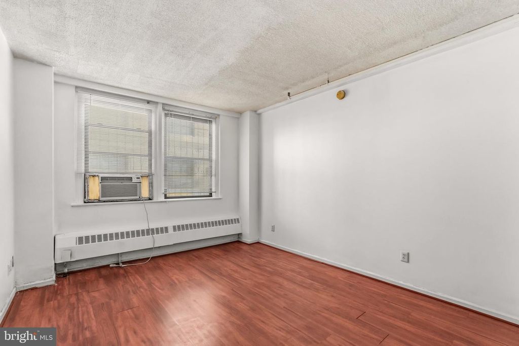 Image 20 of property listing at 1324 LOCUST ST #214, Philadelphia, PA 19107