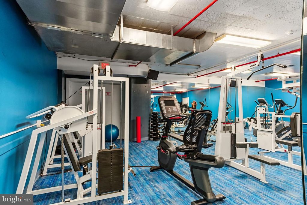 Image 8 of property listing at 1324 LOCUST ST #214, Philadelphia, PA 19107