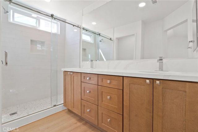 17 Rocky Creek, Laguna Hills, CA 92653