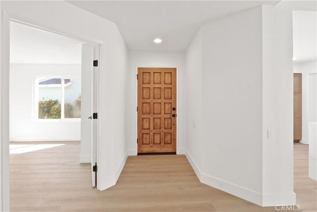17 Rocky Creek, Laguna Hills, CA 92653