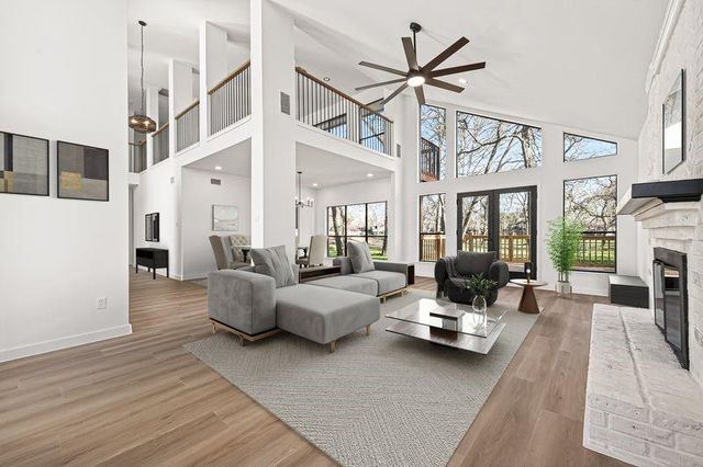 1627 S Hearthside Dr, Richmond, TX 77406