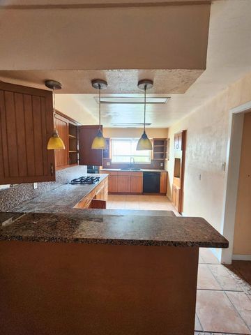3504 80th Street, Galveston, TX 77551