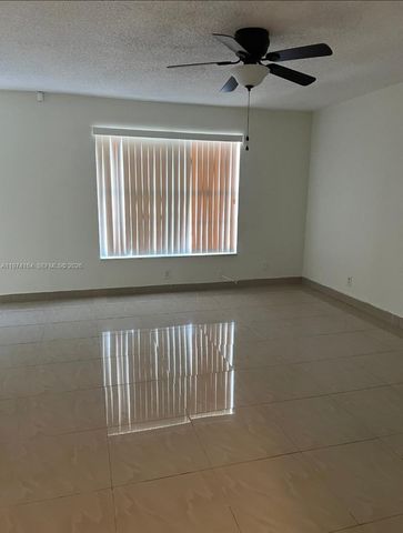 3928 SW 67th Way 97, Davie, FL 33314