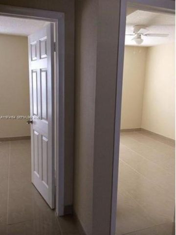 3928 SW 67th Way 97, Davie, FL 33314