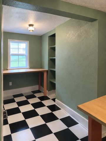 2328 Batavia St, Nashville, TN 37208