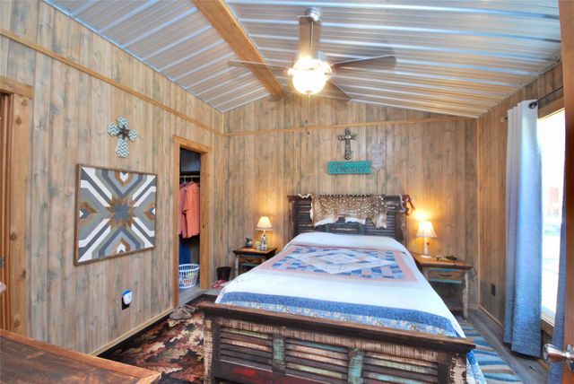 3033 County Road 18, Hallettsville, TX 77964