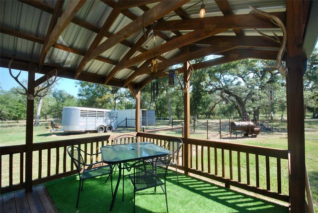 3033 County Road 18, Hallettsville, TX 77964