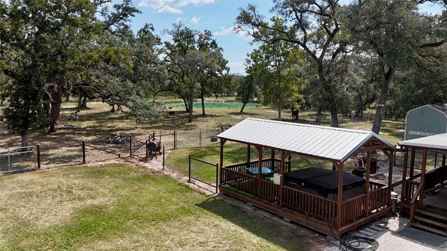 3033 County Road 18, Hallettsville, TX 77964
