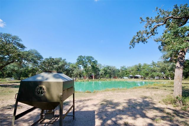 3033 County Road 18, Hallettsville, TX 77964
