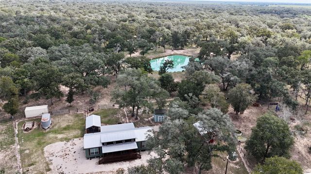 3033 County Road 18, Hallettsville, TX 77964