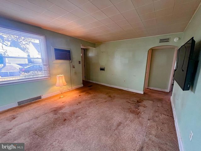 105 HARDING AVE, Wilmington, DE 19804