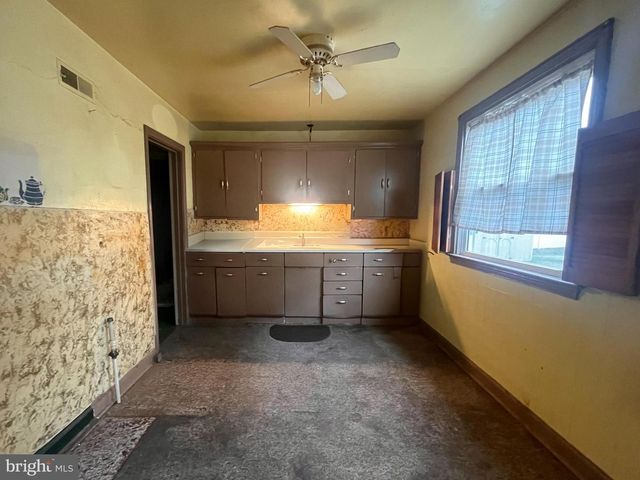 105 HARDING AVE, Wilmington, DE 19804