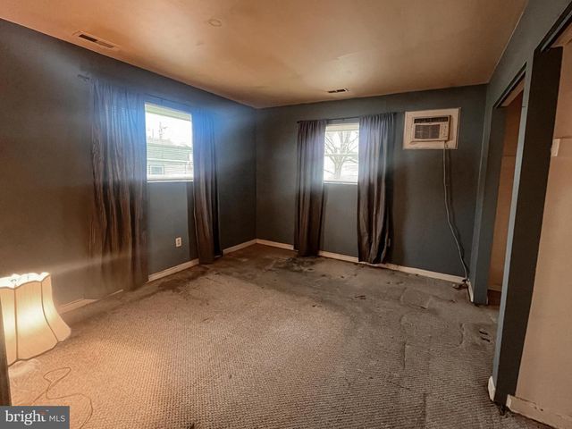 105 HARDING AVE, Wilmington, DE 19804