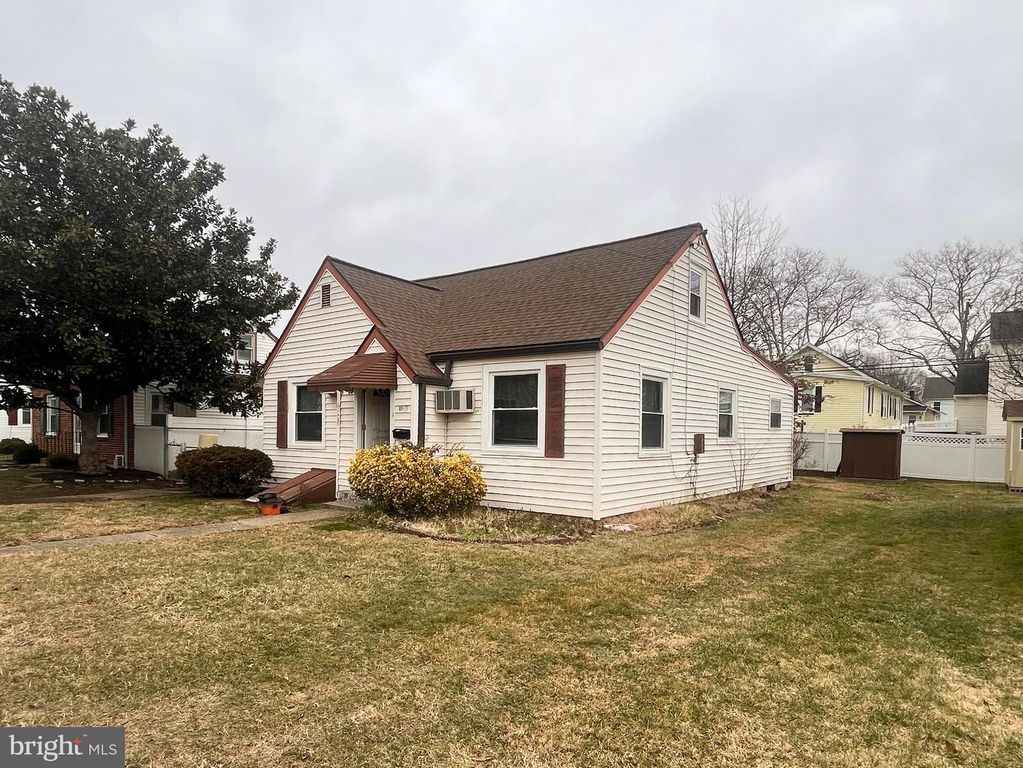 105 HARDING AVE, Wilmington, DE 19804