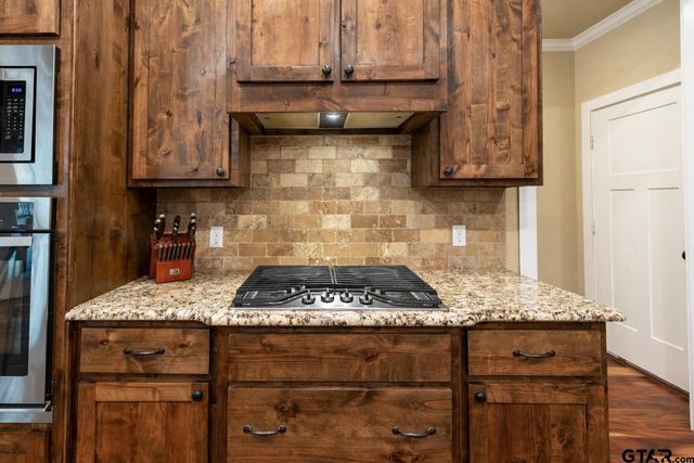 14080 Pine Overlook Dr., Flint, TX 75762