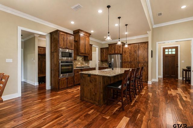 14080 Pine Overlook Dr., Flint, TX 75762