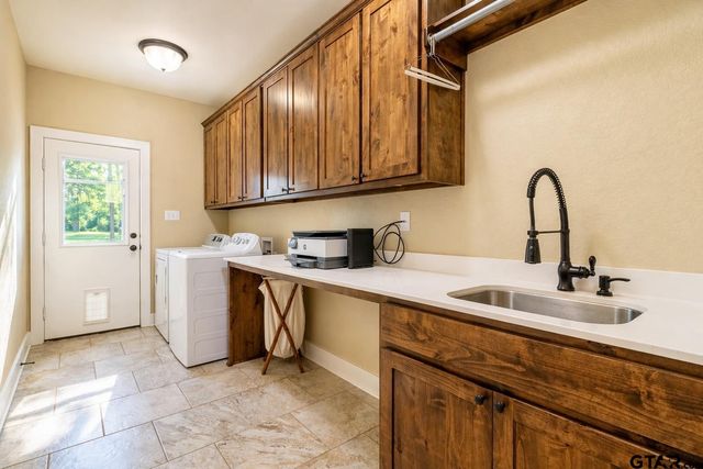 14080 Pine Overlook Dr., Flint, TX 75762