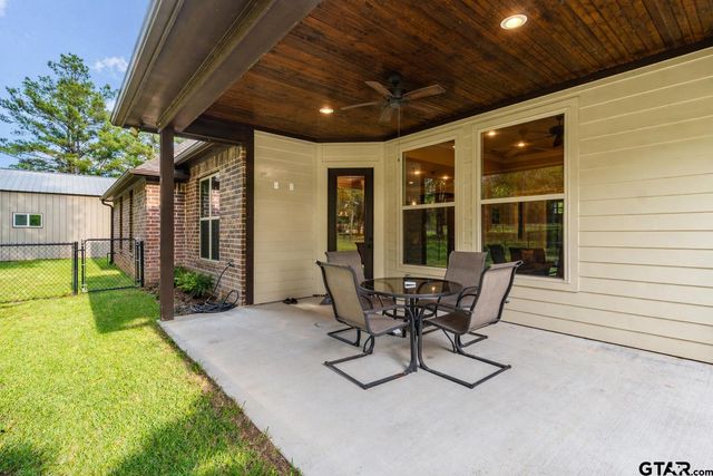 14080 Pine Overlook Dr., Flint, TX 75762