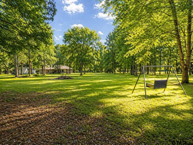 14080 Pine Overlook Dr., Flint, TX 75762