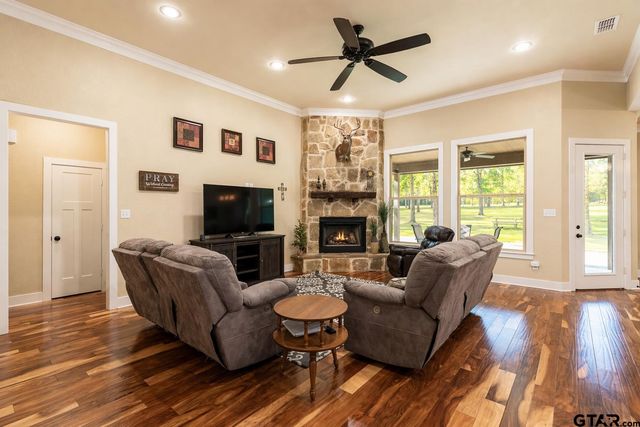 14080 Pine Overlook Dr., Flint, TX 75762