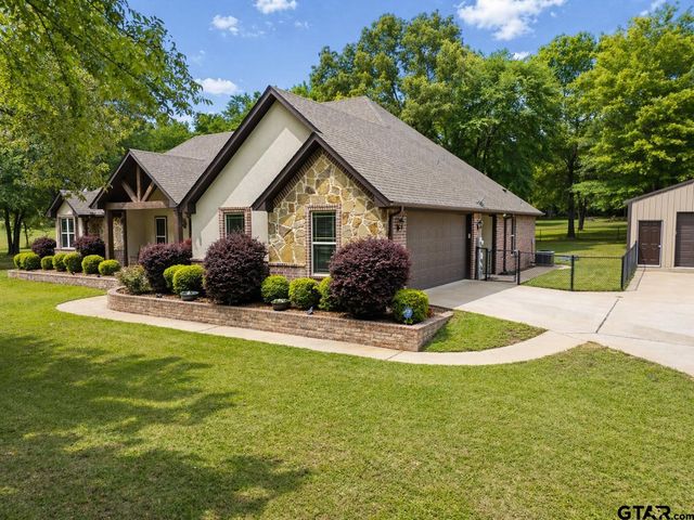 14080 Pine Overlook Dr., Flint, TX 75762