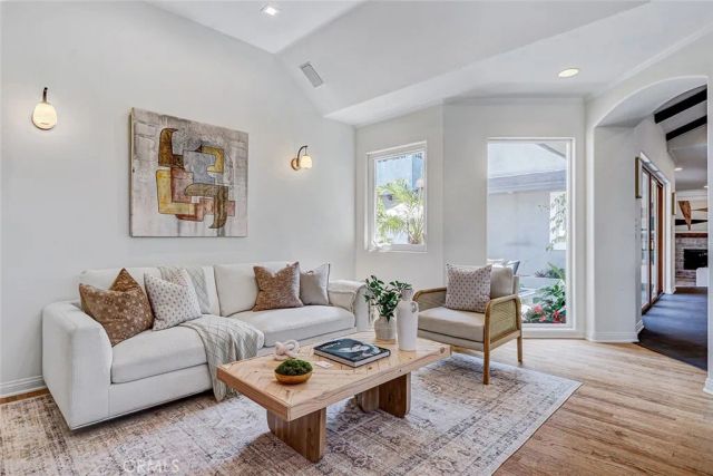 1904 Harkness, Manhattan Beach, CA 90266