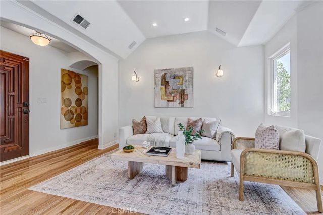 1904 Harkness, Manhattan Beach, CA 90266
