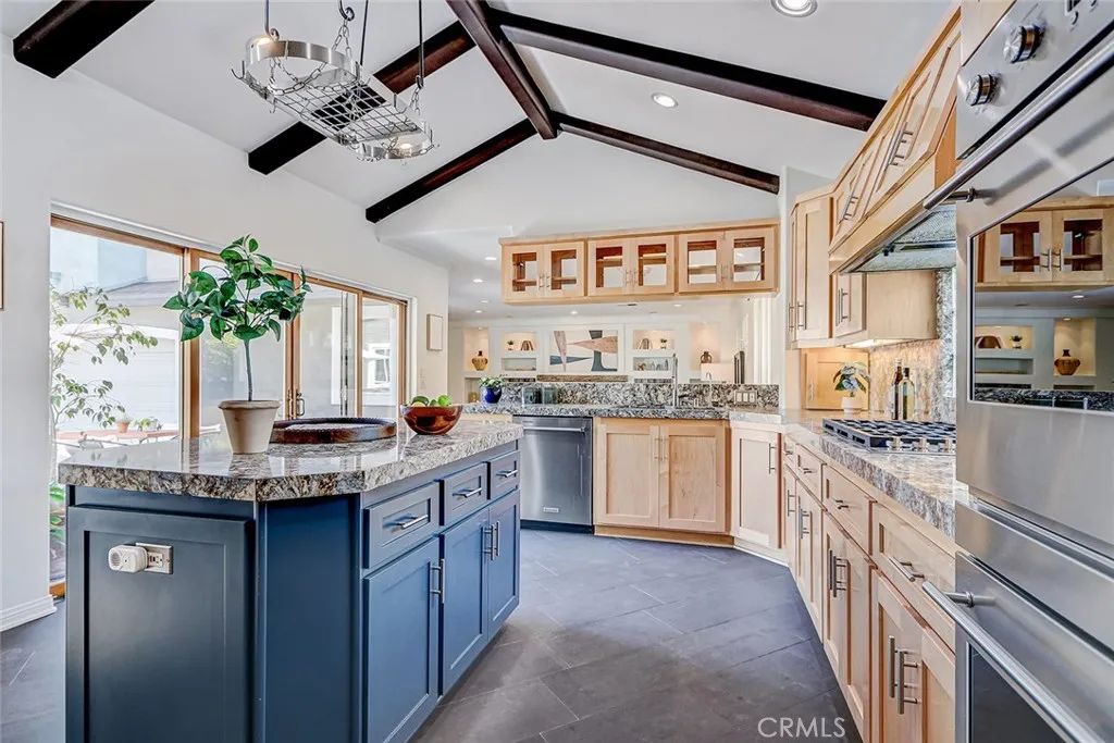 1904 Harkness, Manhattan Beach, CA 90266