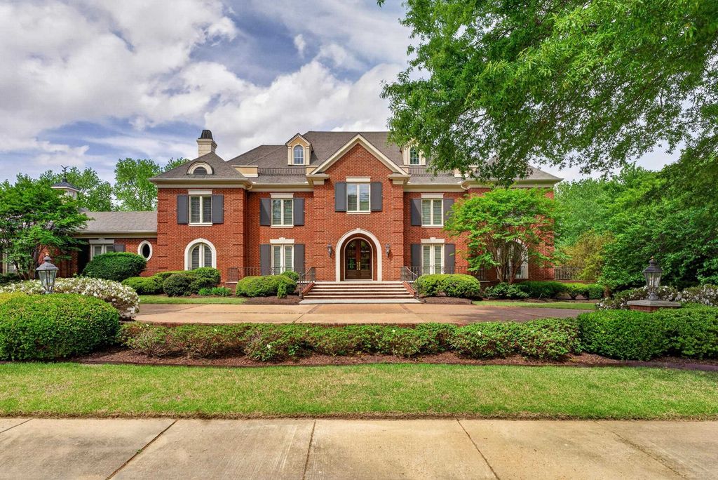 2575 INGLESIDE FARM RD W, Germantown, TN 38139