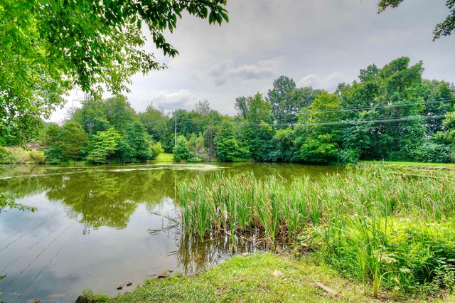 7200 Oakbrook Road, Florence, KY 41042