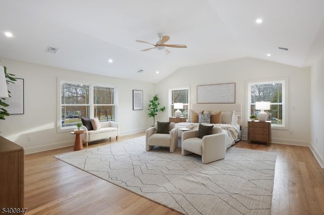 3 Herbert Rd, Scotch Plains Twp., NJ 07076