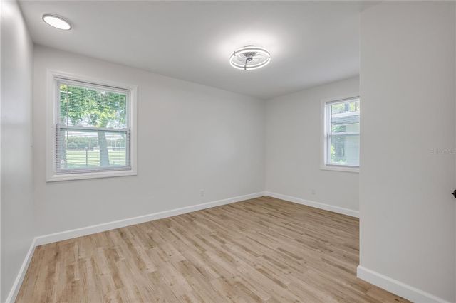 1807 S SEGRAVE STREET, South Daytona, FL 32119