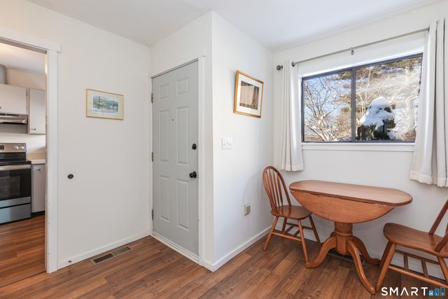 9 Highpoint Court 116E, Woodbury, CT 06798